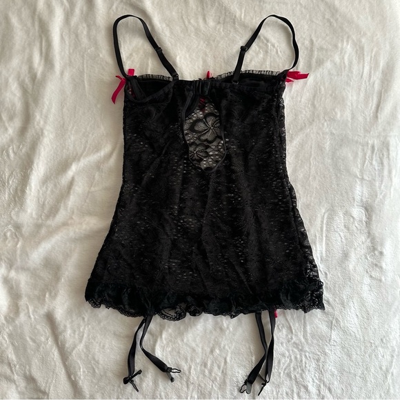 Black and Pink Bow Lace Corset Top - Picture 5 of 5